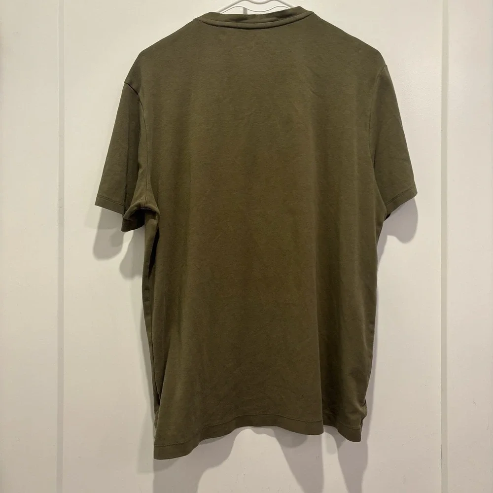 Banana‎ Republic Luxe Touch Tee Mens Medium Olive Green 100% Cotton Short Sleeve